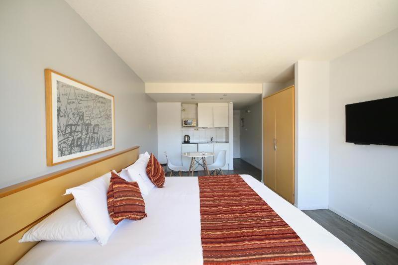 Punta Trouville Hotel Монтевидео Стая снимка